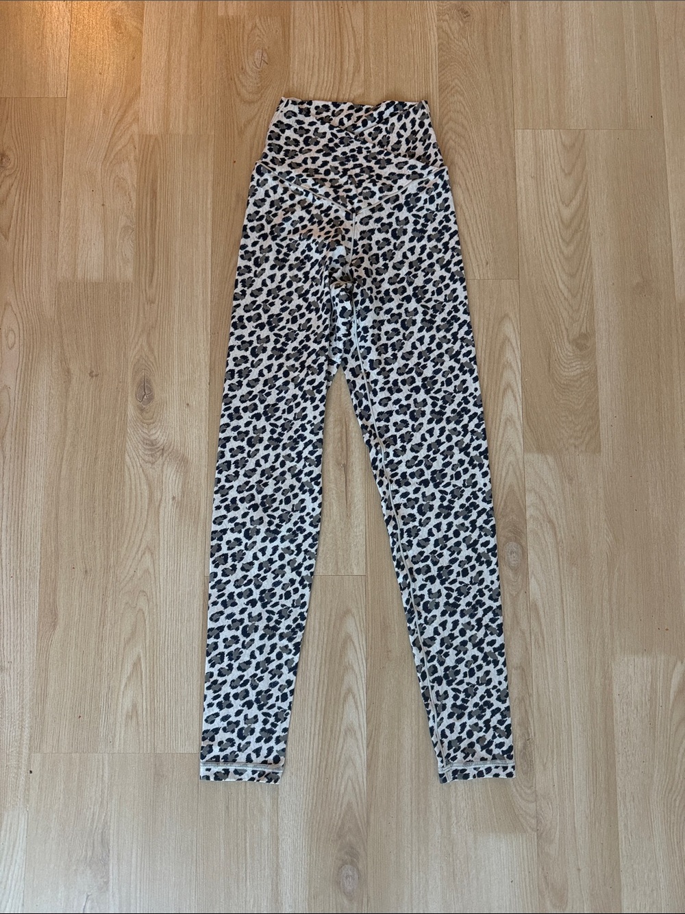 Aerie Leopard Print Leggings in Beige and Black size xs